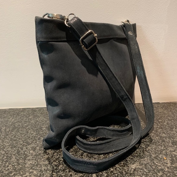 Cofi navy blue metallic leather crossbody bag - Picture 2 of 5